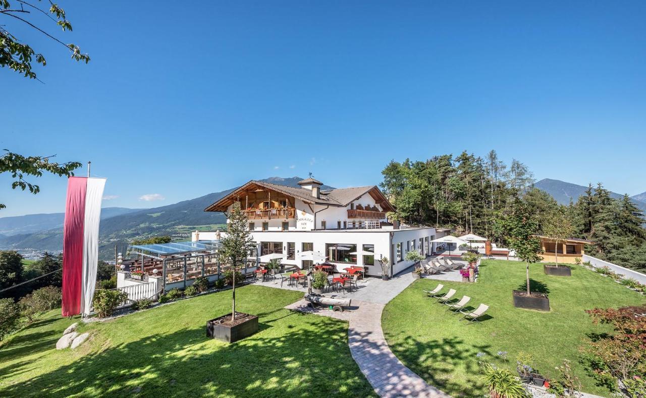 Hotel Torgglerhof Бресаноне Екстериор снимка